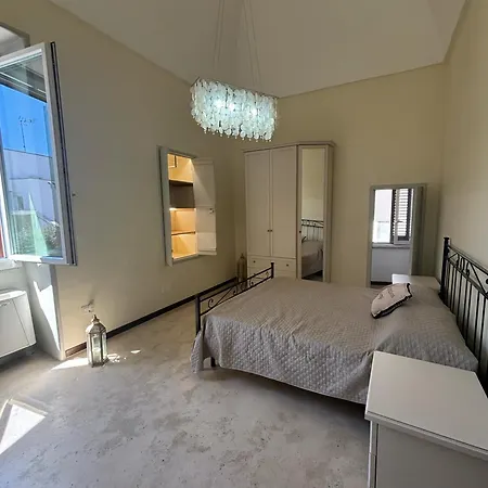Le Rondini Del Borgo Apartment *